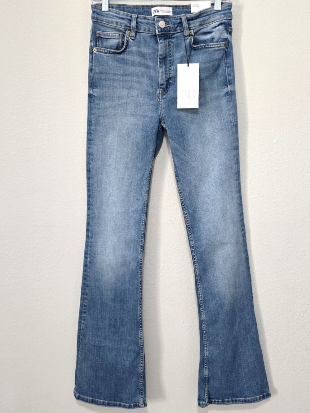 Zara High Rise Flare Jeans 8 Light Wash NWT